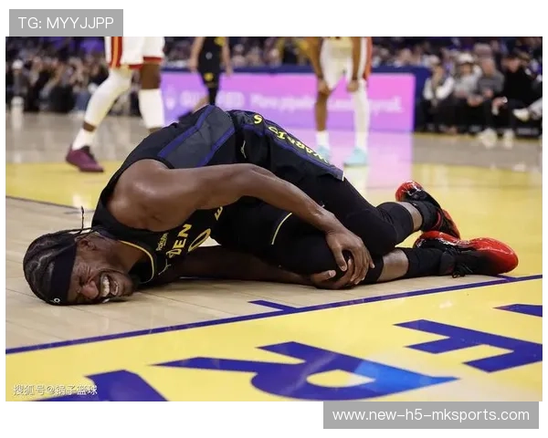 勇士凭借全队高效表现击败太阳,重返西部前六,勇士出场